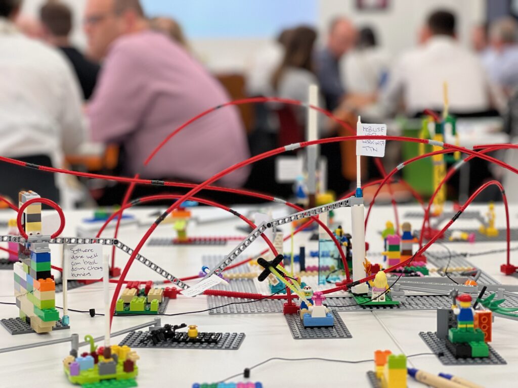 LEGO Serious Play for Systems Thinking